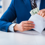 Premia uznaniowa –  czy możesz domagać się jej wypłacenia?