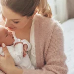 Czy zasiłek macierzyński można pobierać w częściach?