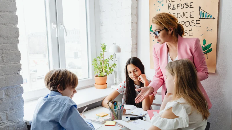 Czy nauczycielowi przysługuje zwolnienie z powodu siły wyższej?